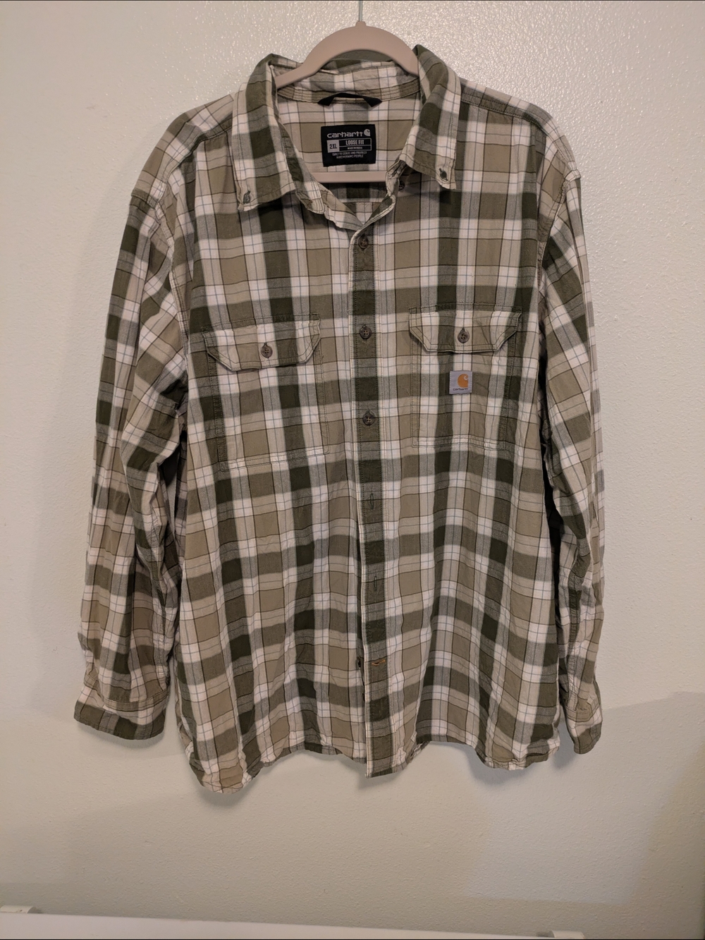 Carhartt Men’s Mid/ Heavy Weight Olive & Cream Plaid Long-Sleeve Button-Up Shirt